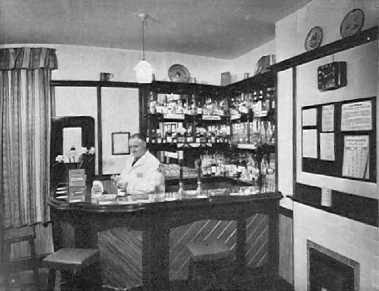 Bridge House demo bar 1954