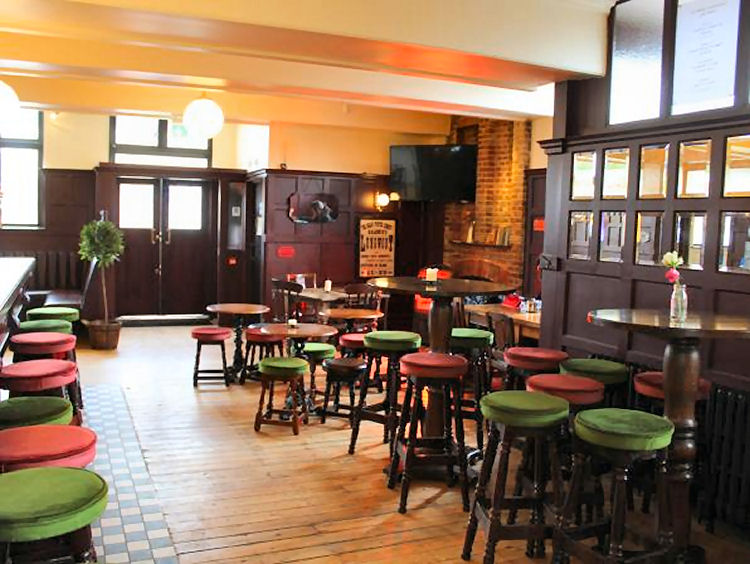 Catford Bridge Tavern 2019