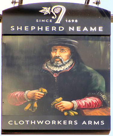 Clothworker's Arms sign 2020