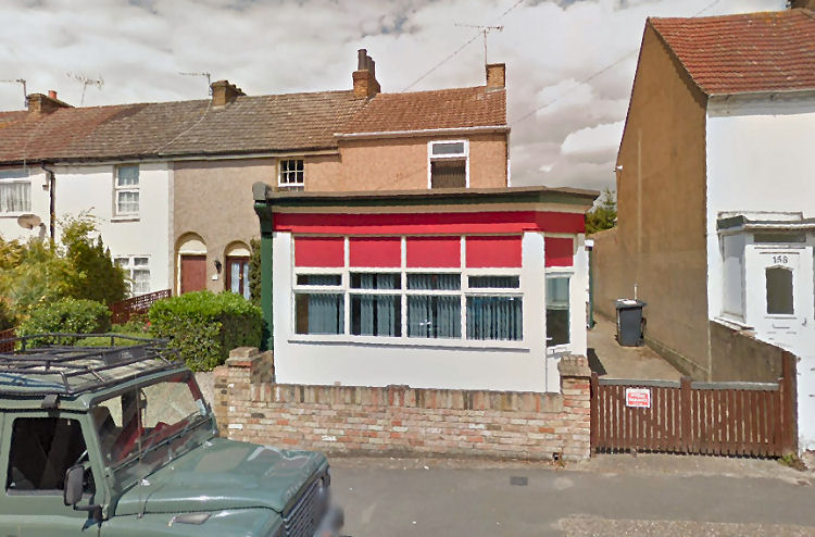 Former Dolphin Inn 2019