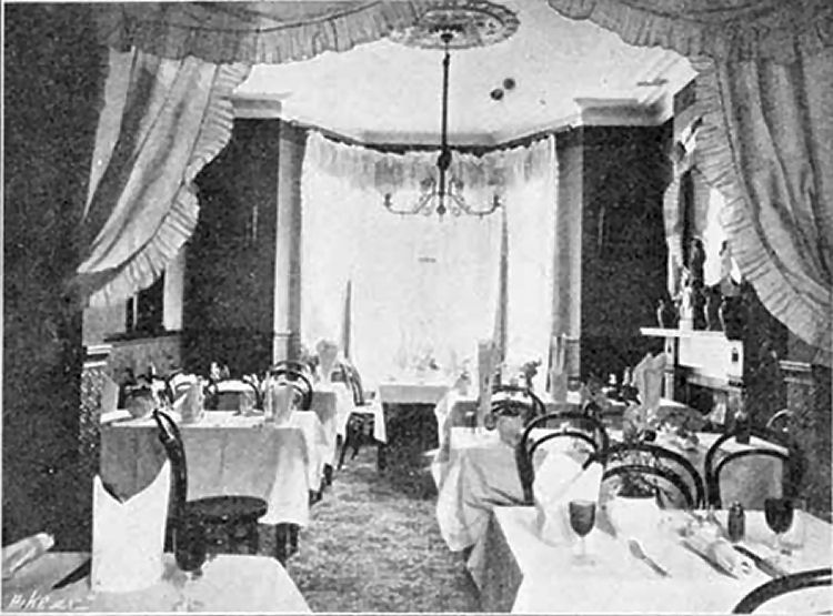 Holland House Hotel inside 1905