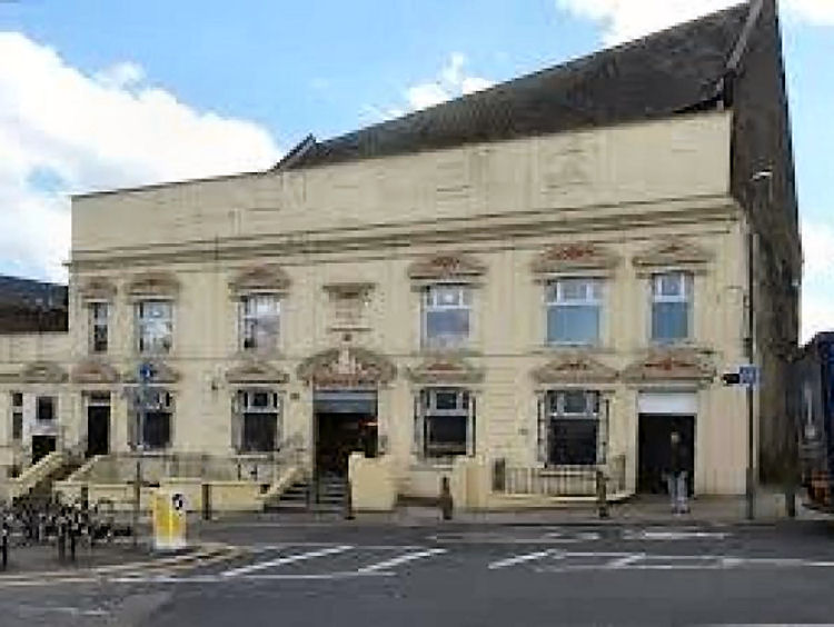 PLUMSTEAD RADICAL CLUB Pub of Plumstead