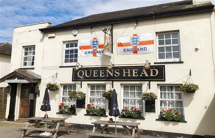 Queen's Head 2018