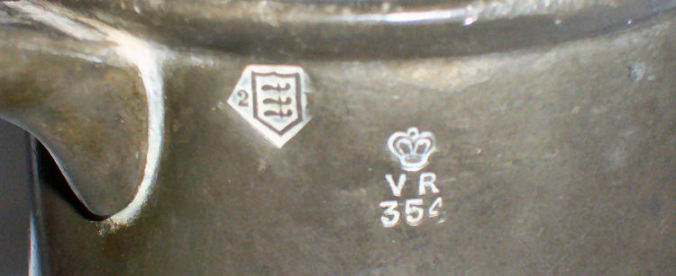 Rose and Crown pewter mug markings