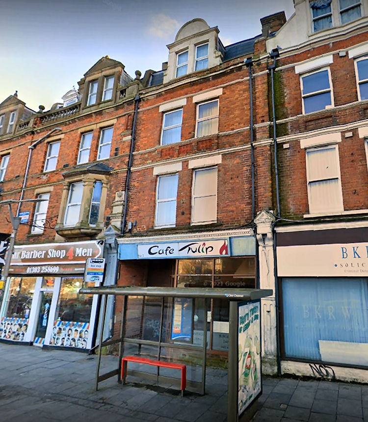 OFF LICENCE Pub of Folkestone