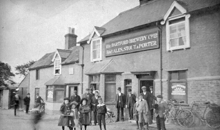 Fox and Hounds 1904