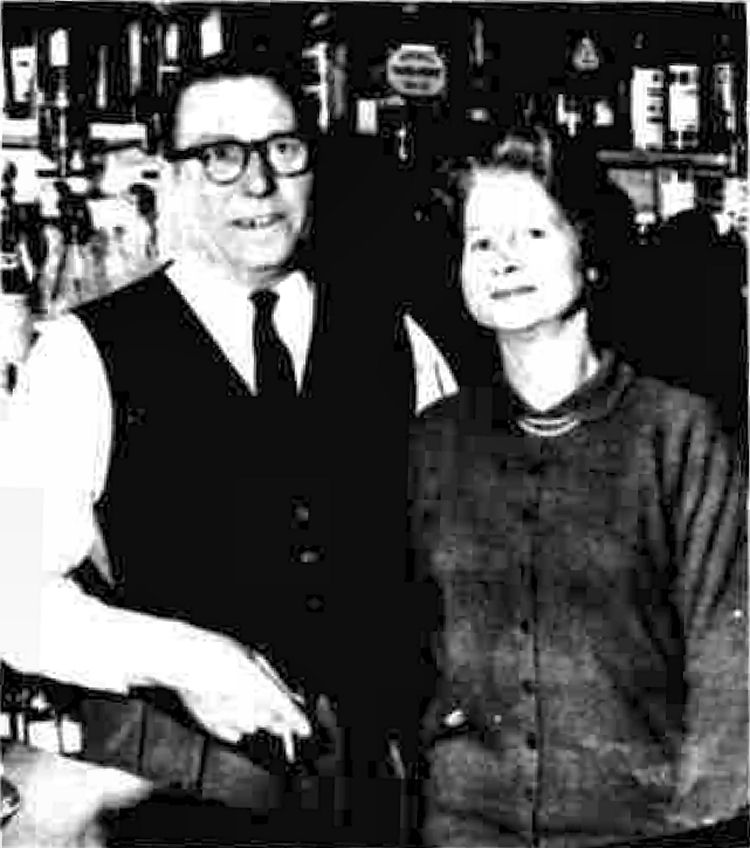 Mr & Mrs Norman Chapman