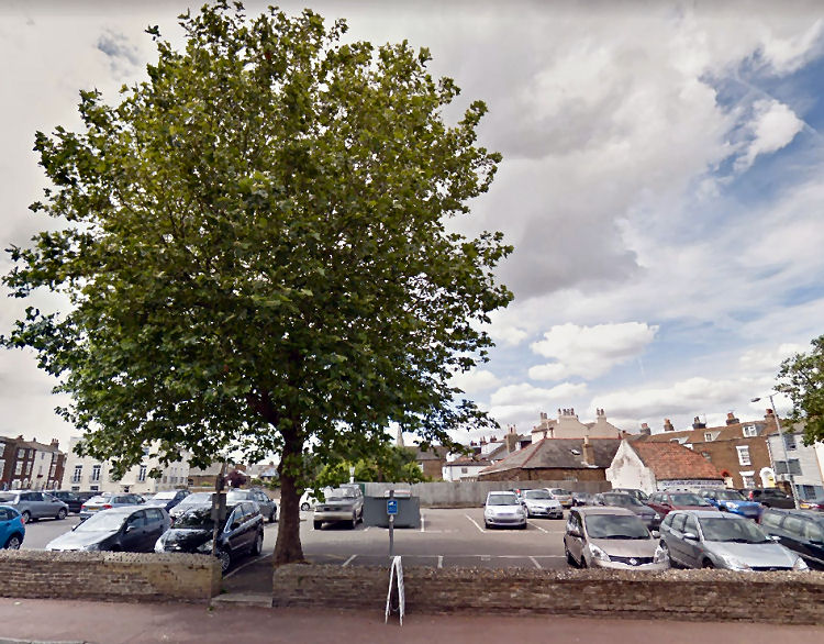 Queen's Arms location 2015