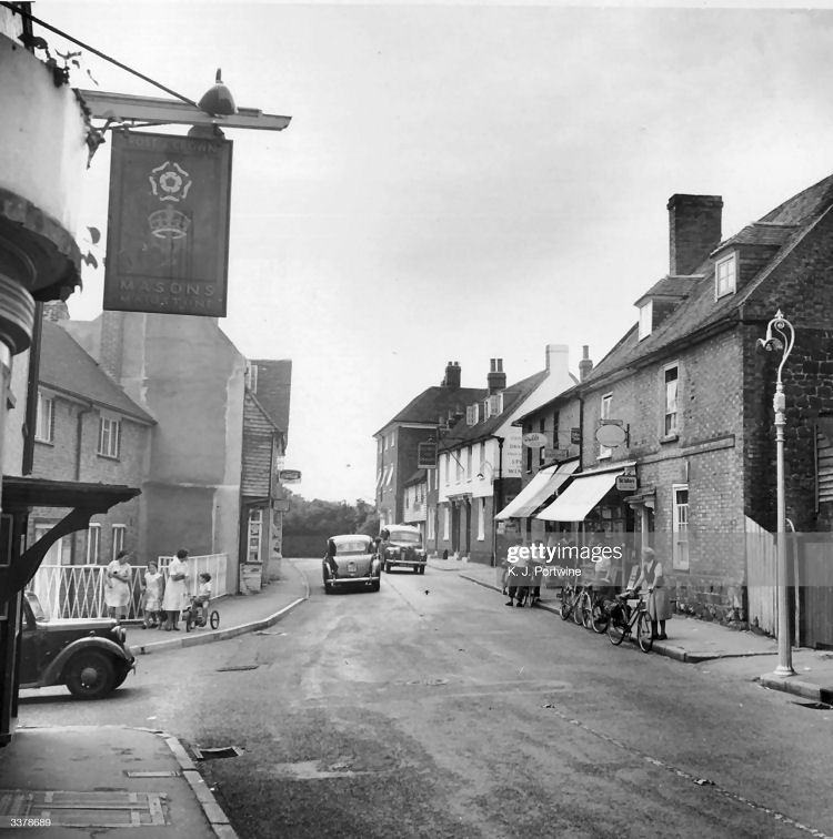 Rose and Crown 1957
