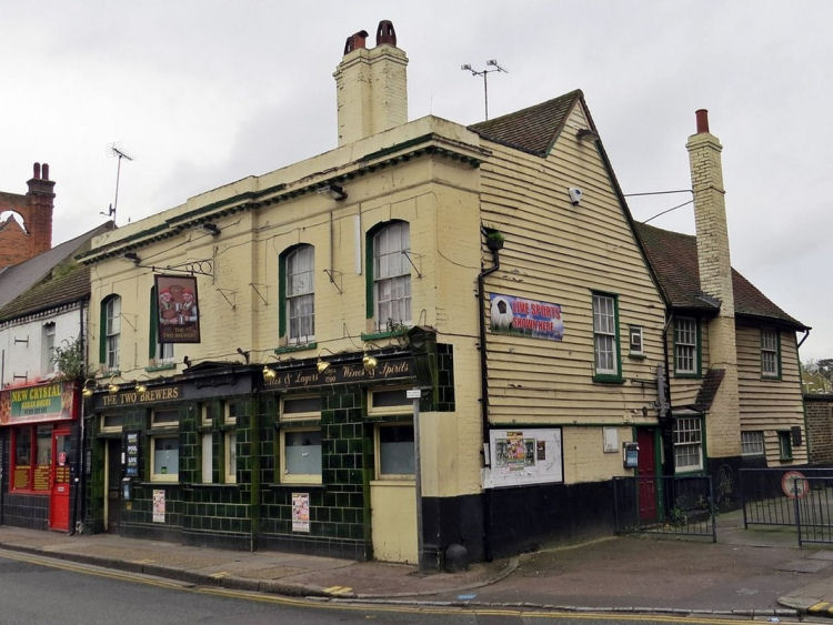 TWO BREWERS Pub of Dartford