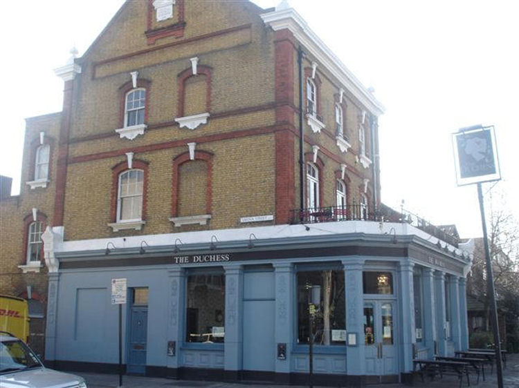 DUCHESS OF YORK Pub of Battersea
