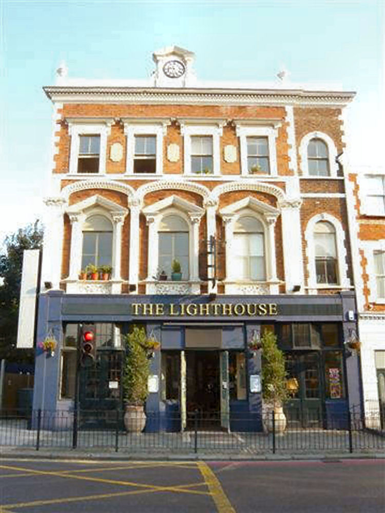 LIGHTHOUSE Pub of Battersea