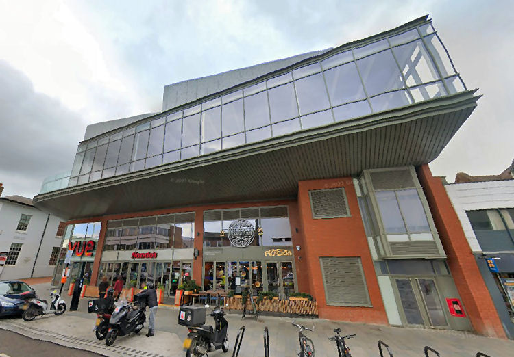 M'ARKS SKY BAR Pub of Eltham