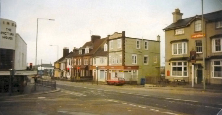 Butchers Commercial Hotel 1983