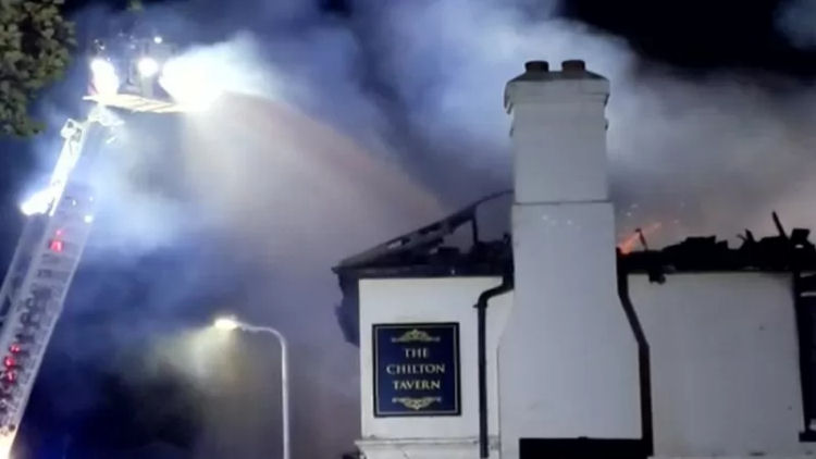 Chiltern Arms fire 2022
