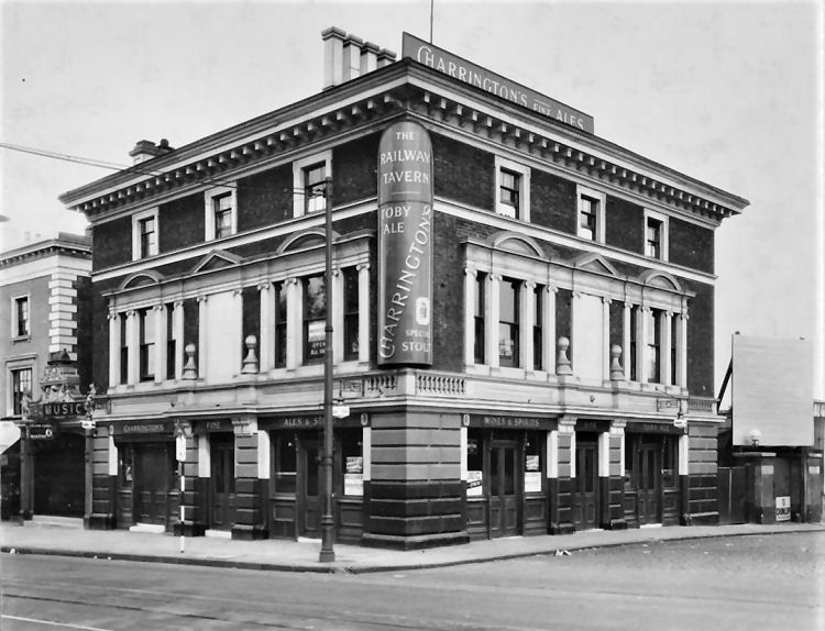 Railway Tavern pre 1940s