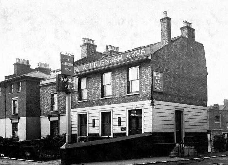 ASHBURNHAM ARMS Pub of Greenwich