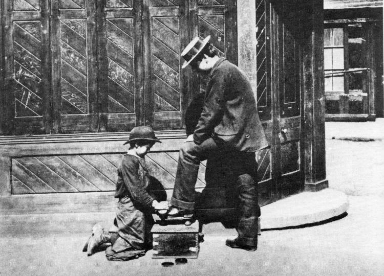 Painter's Arms shoeshine