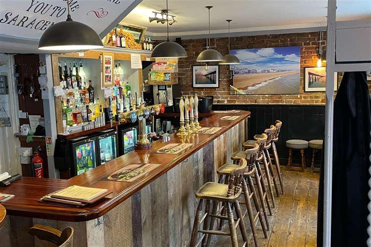 Saracen's Head bar 2022