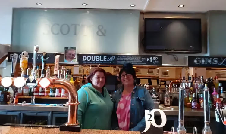 Scott & Mortensens licensees 2023