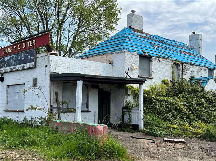 Share and Copulter shuttering 2023