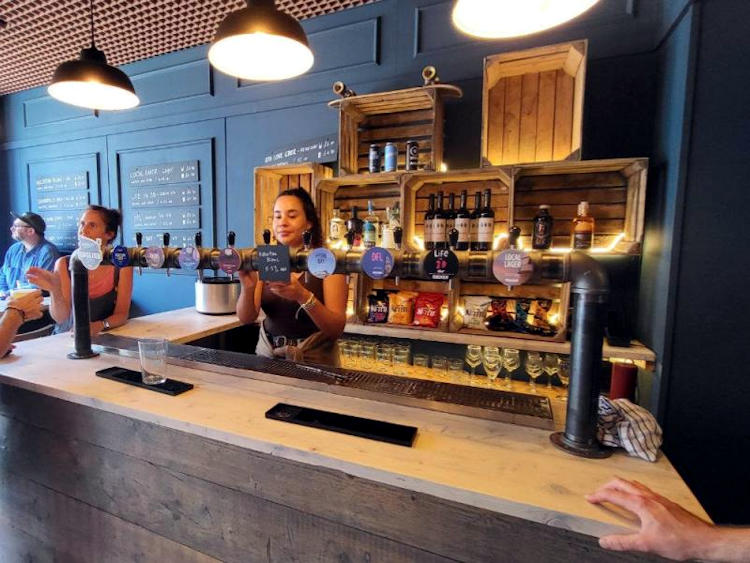 Docker Bar inside 2023