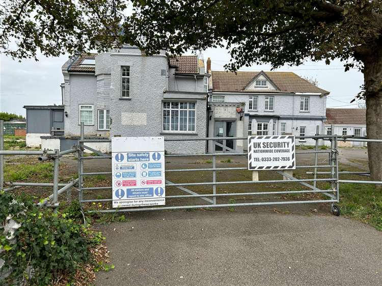 Lighthouse signs 2023