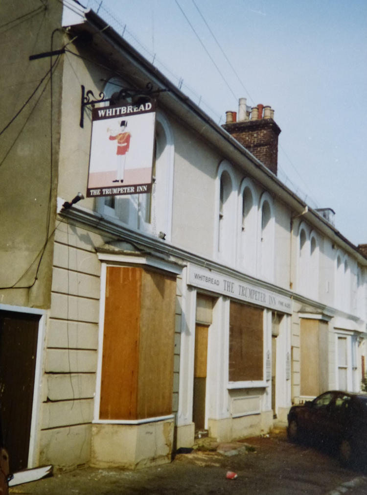 Trumpeter Inn 1980s