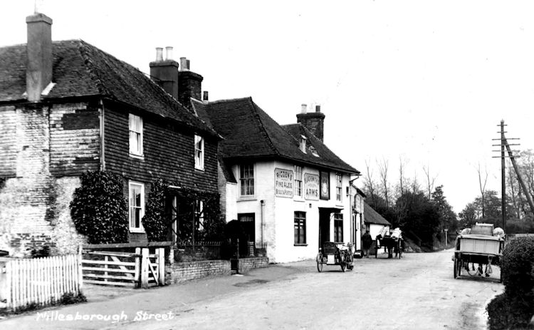 Blacksmith's Arms 1915