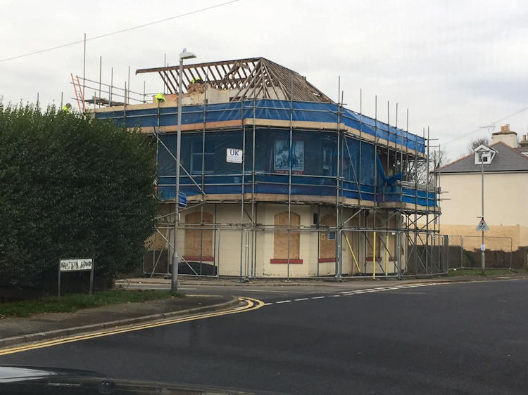 Railway Hotel demolition 2016