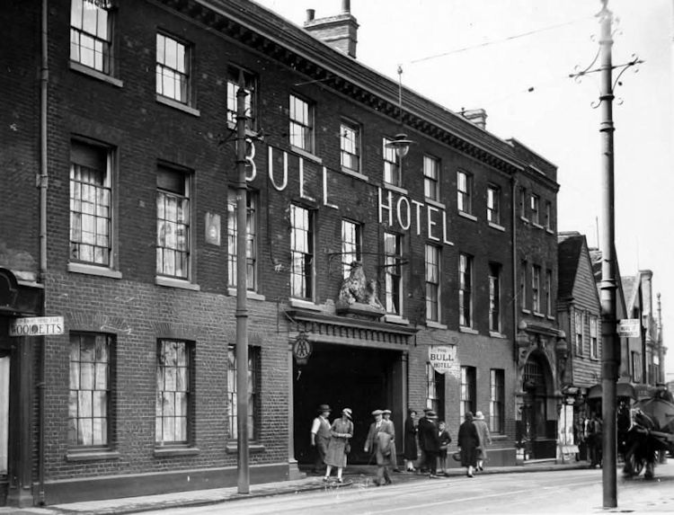Bull Hotel 1920s