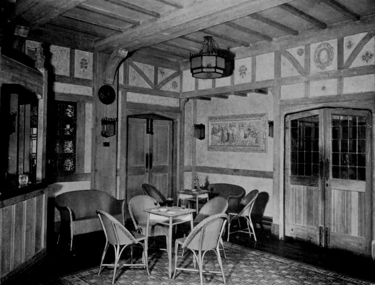 Daylight Inn Saloon bar 1937