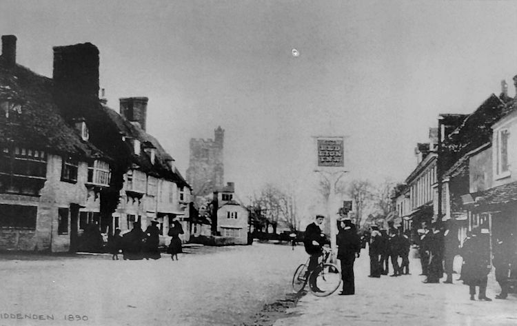 Red Lion 1890