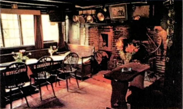 Spotted Dog inside 1988