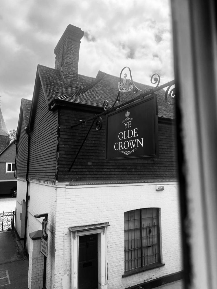 Ye Olde Crown Inn 2024
