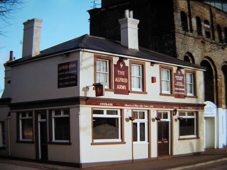 Alfred Arms 1986