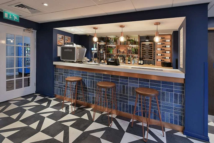 Chaucer Hotel bar 2024