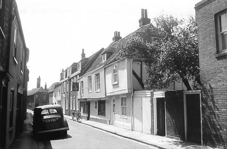 George and Dragon 1970