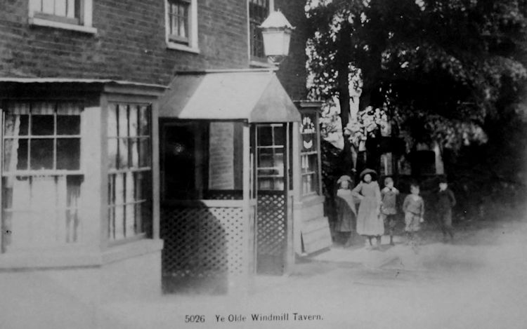 Ye Olde Windnill Tavern