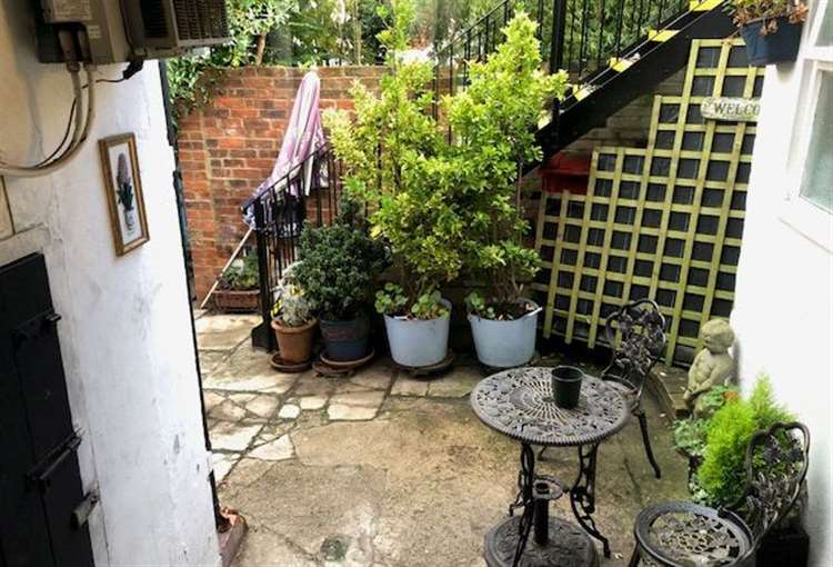 British Lion garden 2025