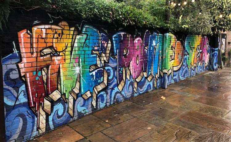 Five Pointed Star grafitti 2025