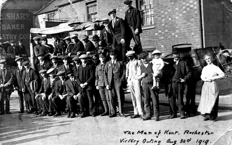 Man of Kent outing 1919