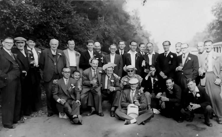 Ashburnham Arms outing 1960s