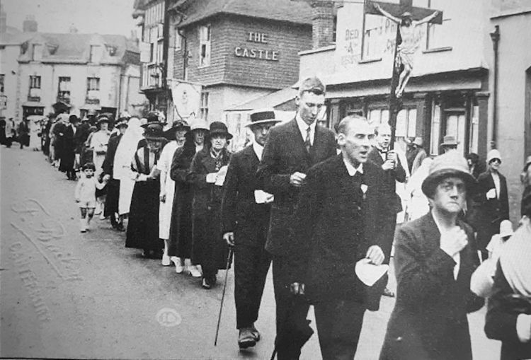 Castle procession 1920
