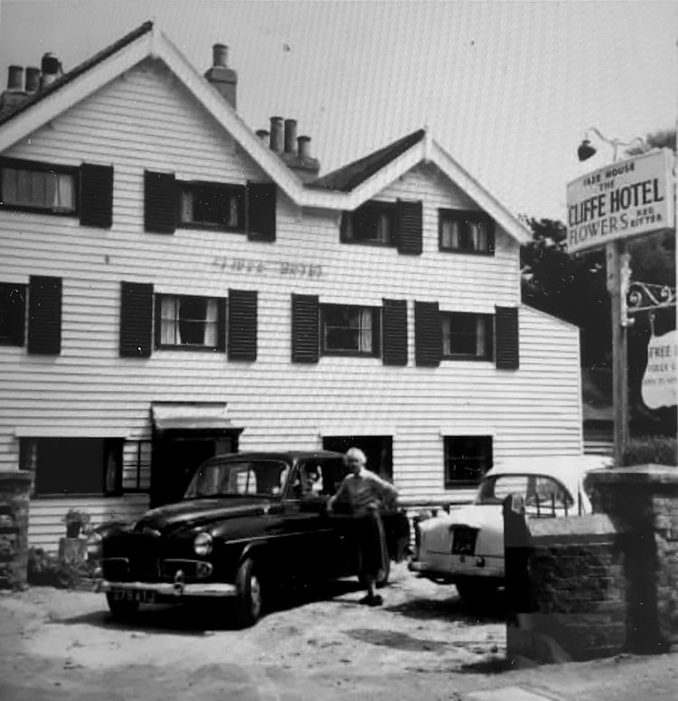 Cliffe Hotel 1959