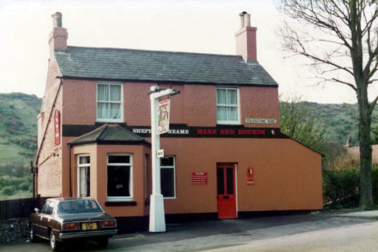 Hare and Hounds 1983