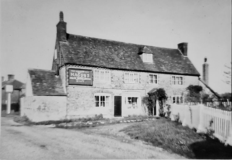 Horseshoes pre 1958