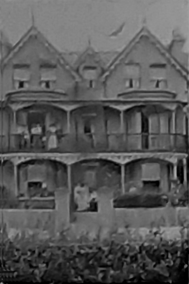 Manor Court Hotel