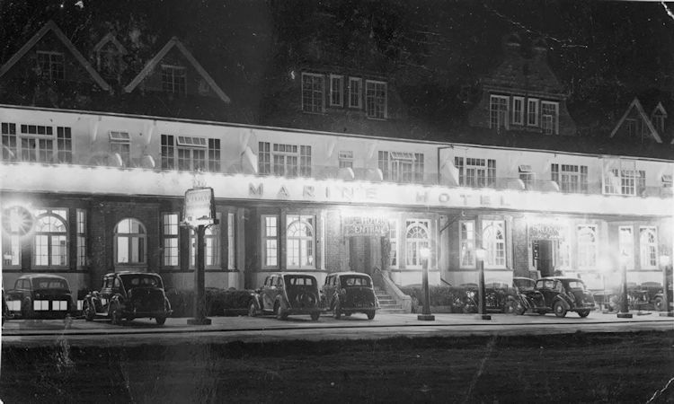 Marine Hotel