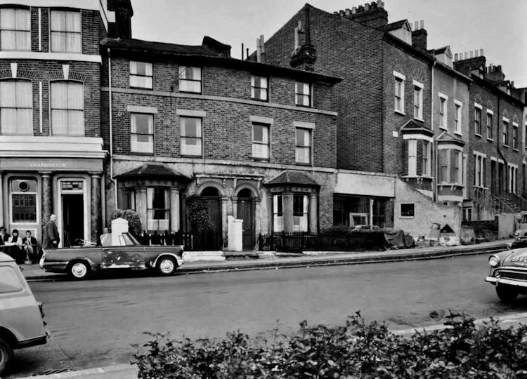 Queen's Arms 1969